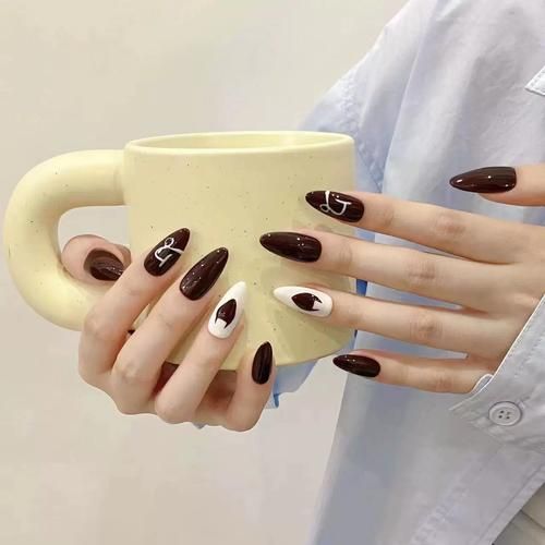 魔羯座指甲适合什么颜色_魔羯座指甲怎么涂好看