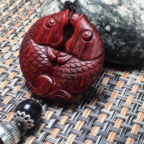 双鱼车挂件有什么寓意_如何正确悬挂