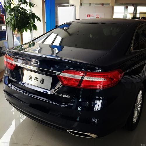 福特双鱼座油耗怎么样_福特双鱼座值得买吗