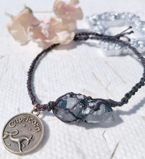 魔羯座水晶手链怎么选_魔羯座水晶手链功效与禁忌